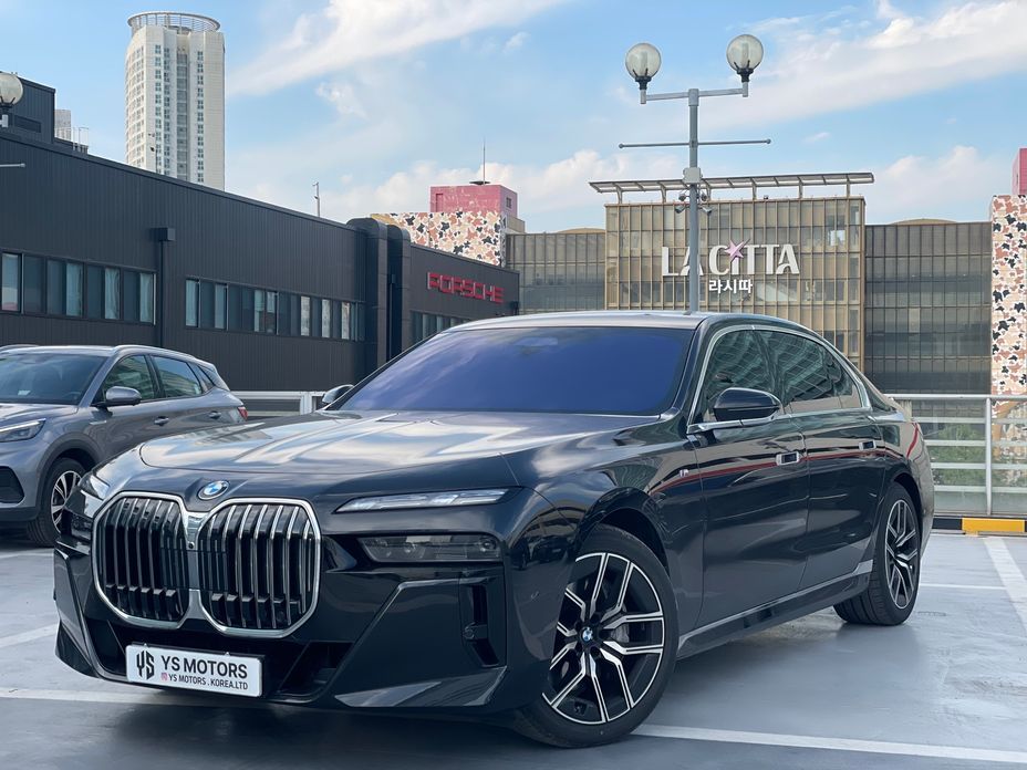 BMW 7-Series 2025