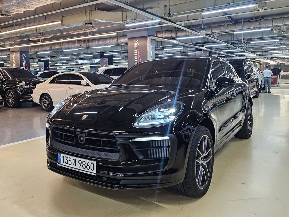 Porsche Macan 2022