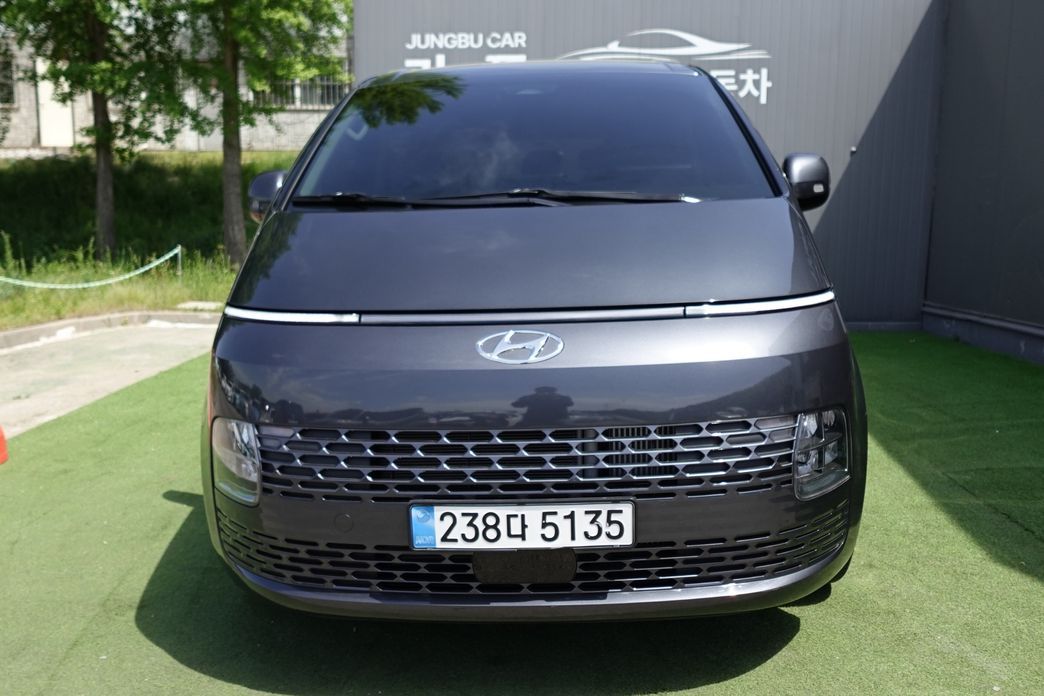 Hyundai Staria 2023
