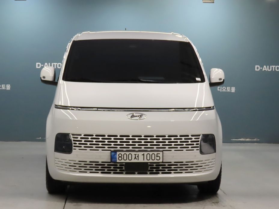 Hyundai Staria 2023