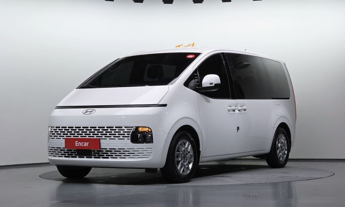 Hyundai Staria 2025