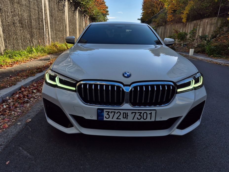 BMW 5-Series 2022