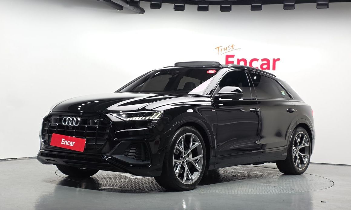 Audi Q8 2023
