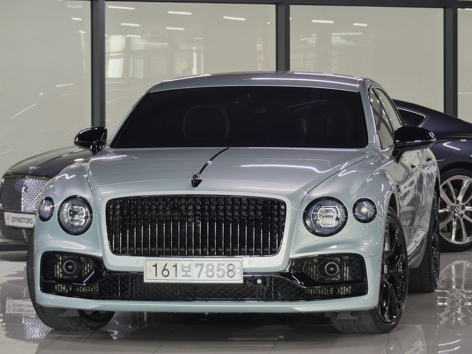 Bentley Flying Spur 2023