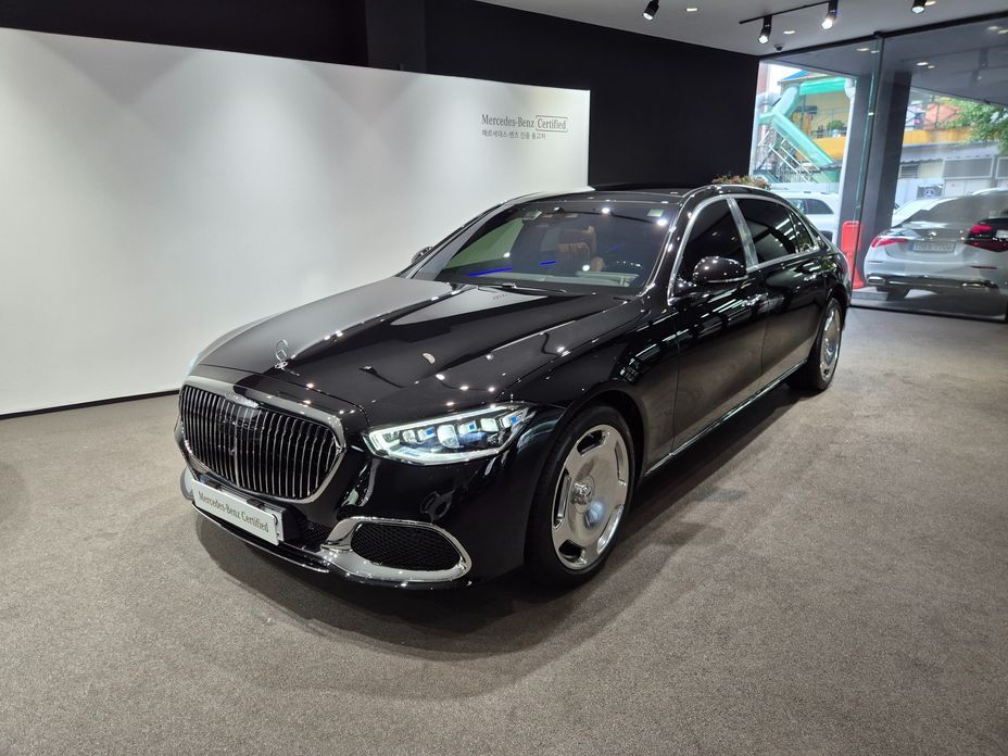 Mercedes-Benz S-Class 2026