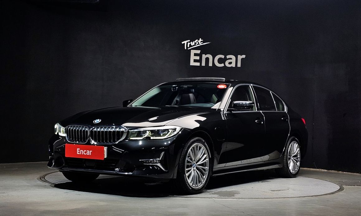 BMW 3-Series 2021