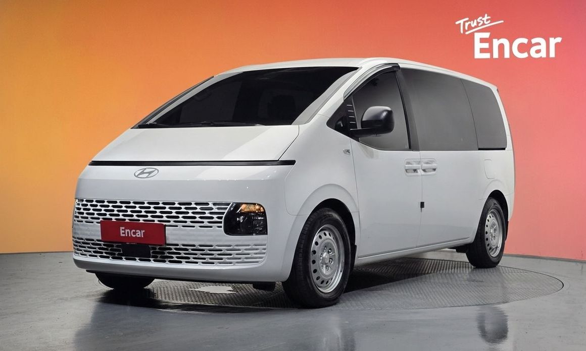 Hyundai Staria 2025