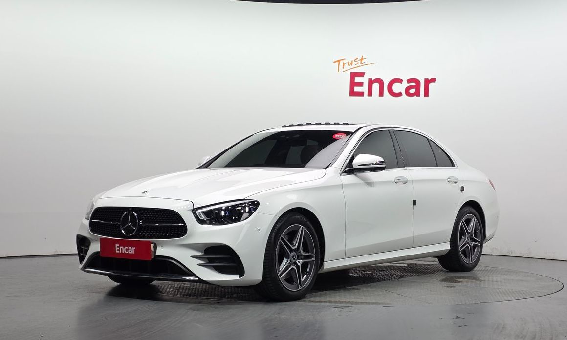 Mercedes-Benz E-Class 2023