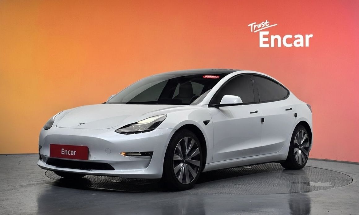 Tesla Model 3 2022