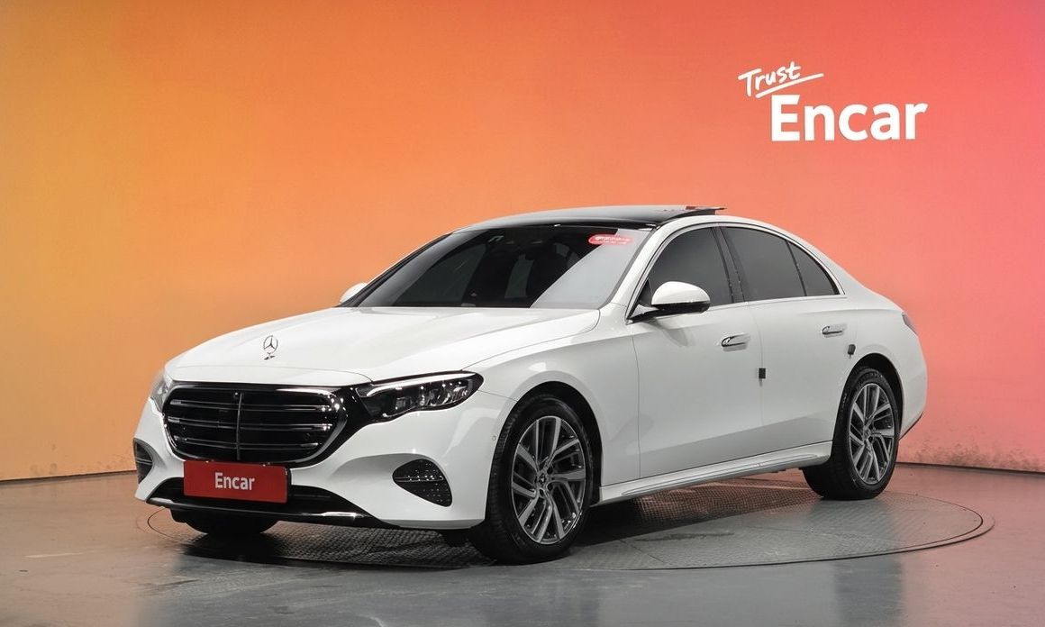 Mercedes-Benz E-Class 2024