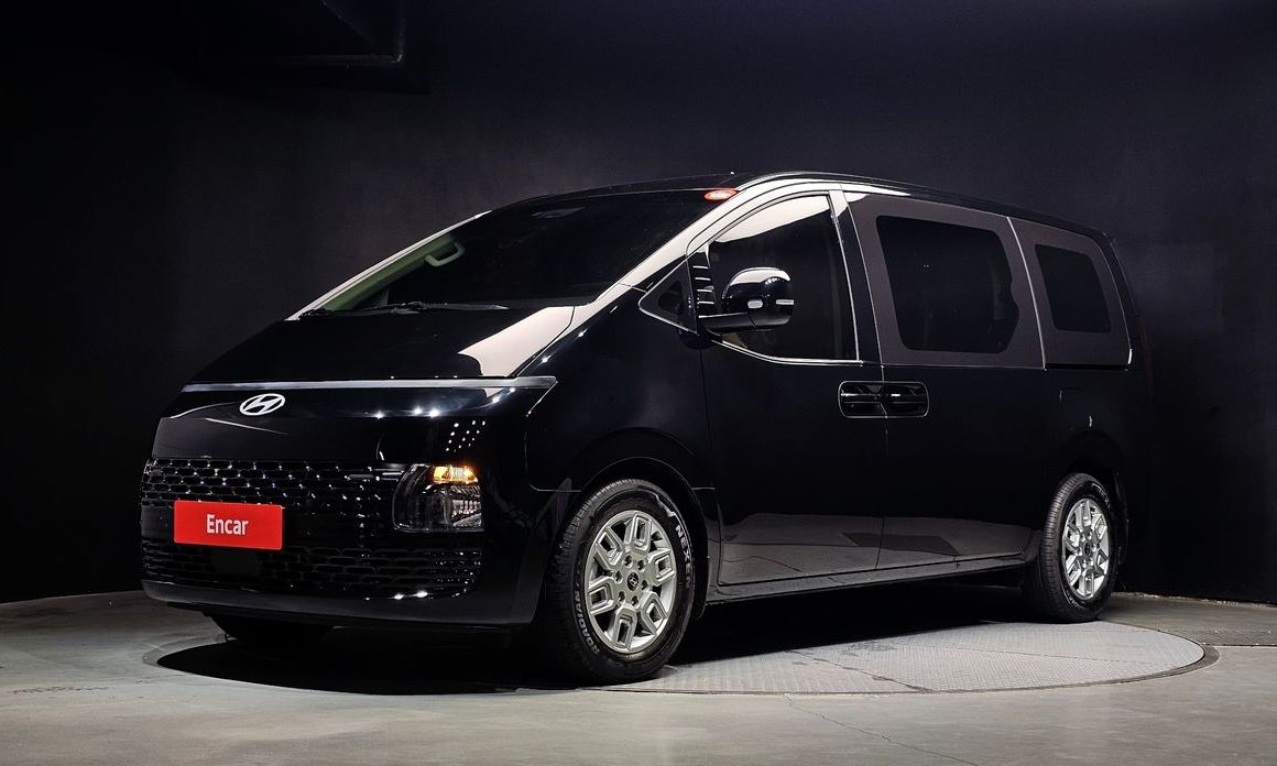 Hyundai Staria 2025