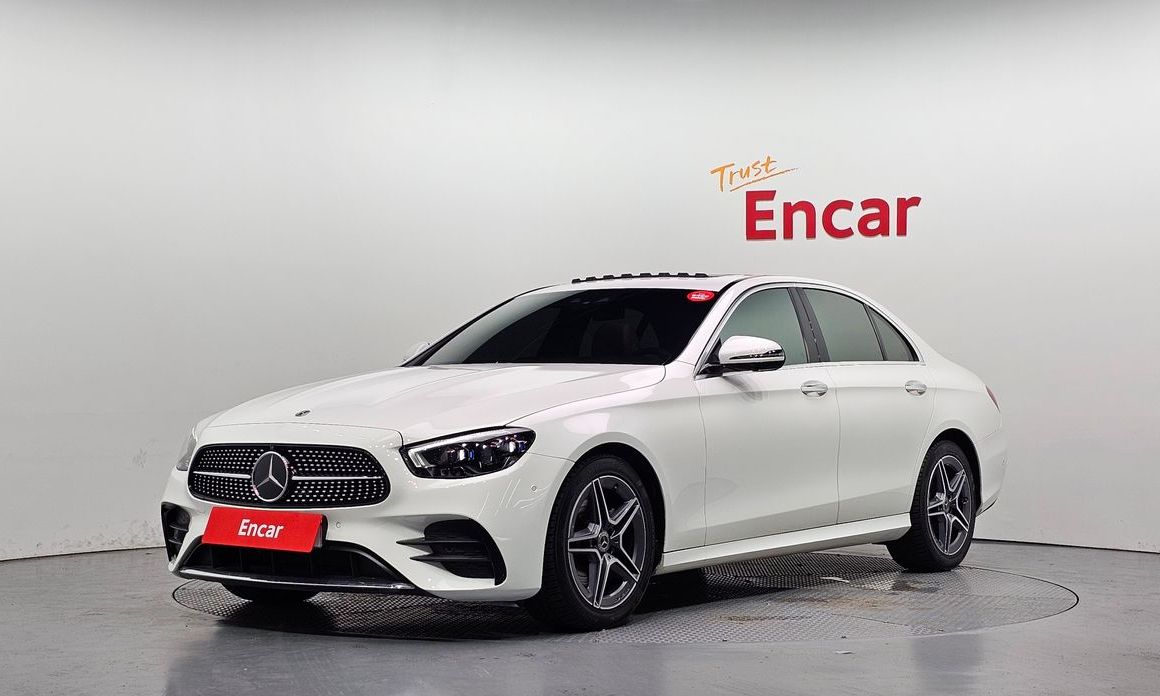 Mercedes-Benz E-Class 2023