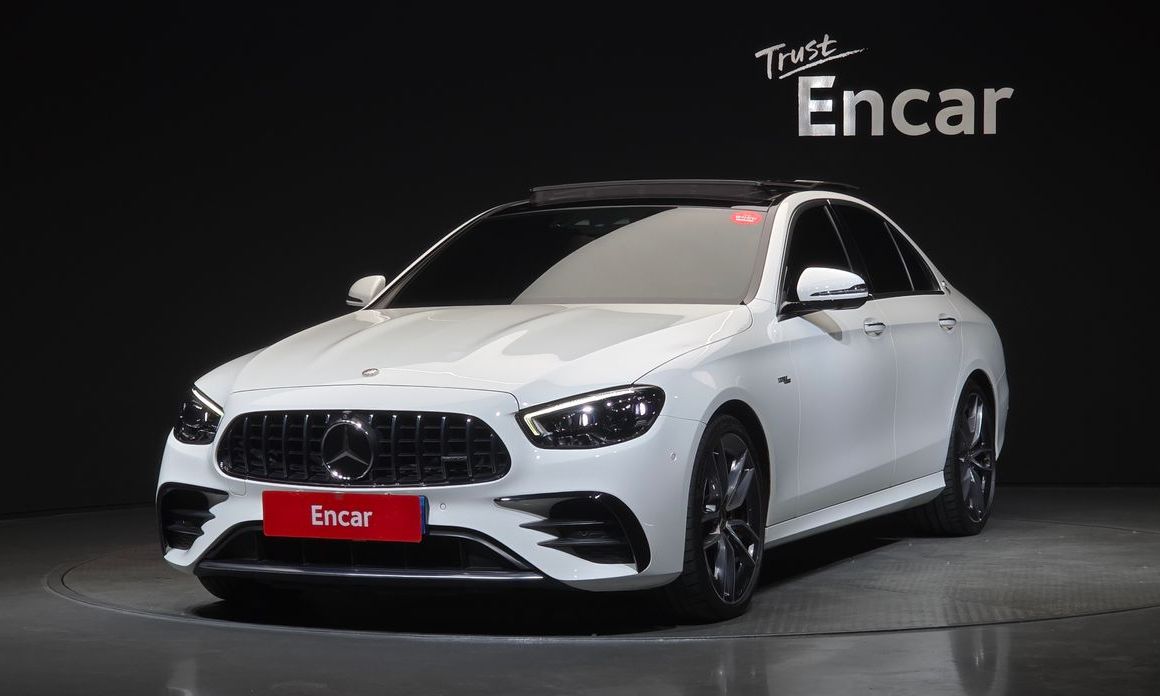 Mercedes-Benz E-Class 2021