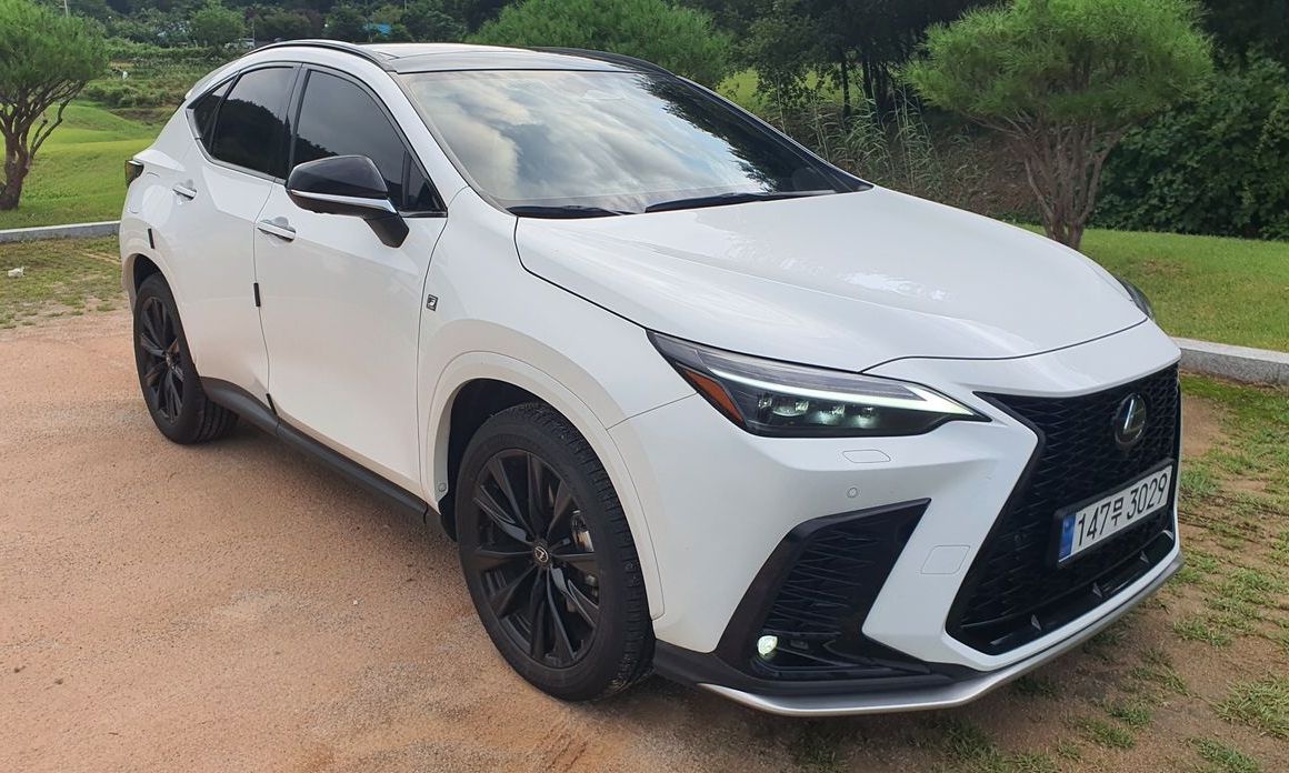 Lexus NX 2025