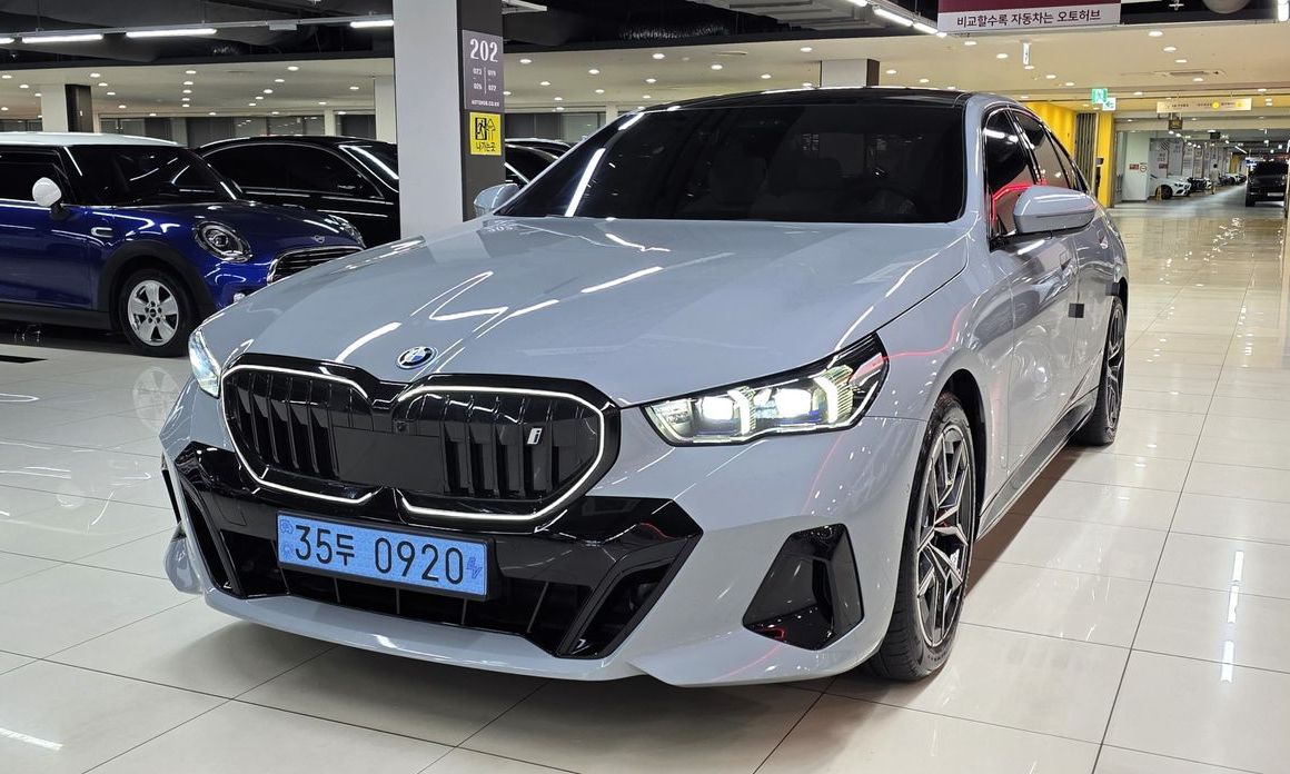 BMW i5 2026