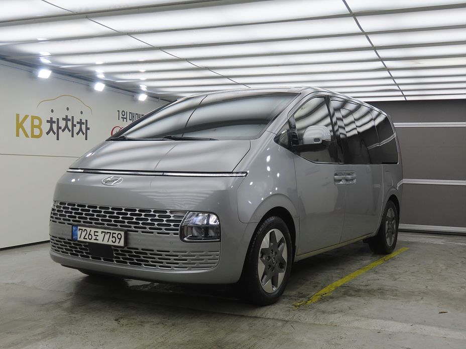 Hyundai Staria 2023