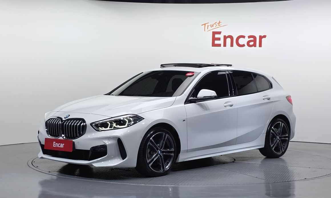 BMW 1-Series 2023