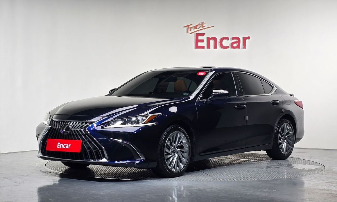 Lexus ES 2023