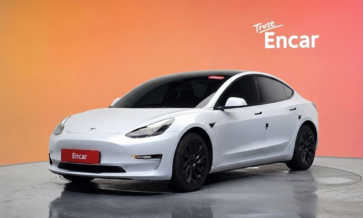 Tesla Model 3 2022