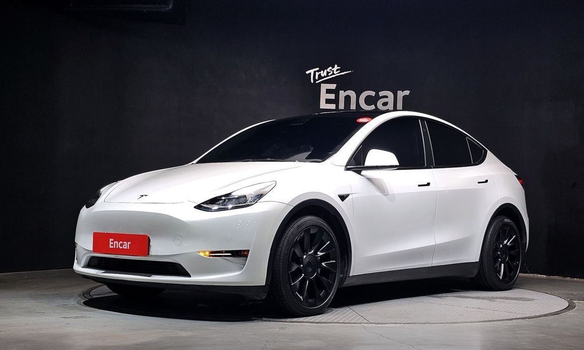 Tesla Model Y 2022