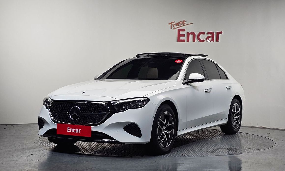 Mercedes-Benz E-Class 2026