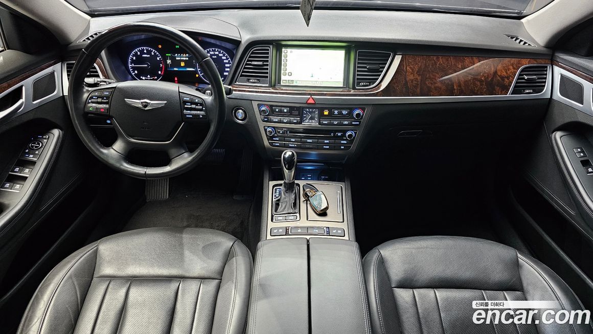 Hyundai Genesis 2016