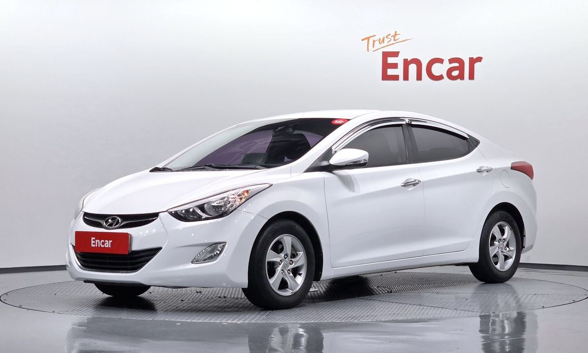 Hyundai AVANTE 2011