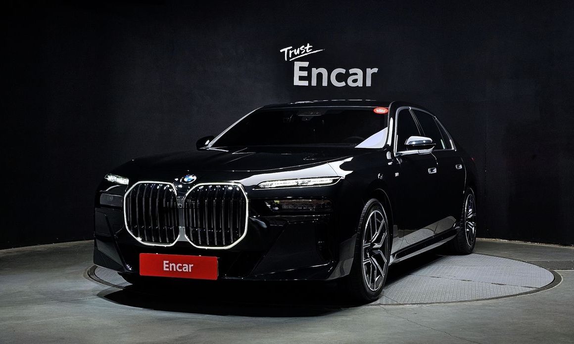 BMW 7-Series 2025