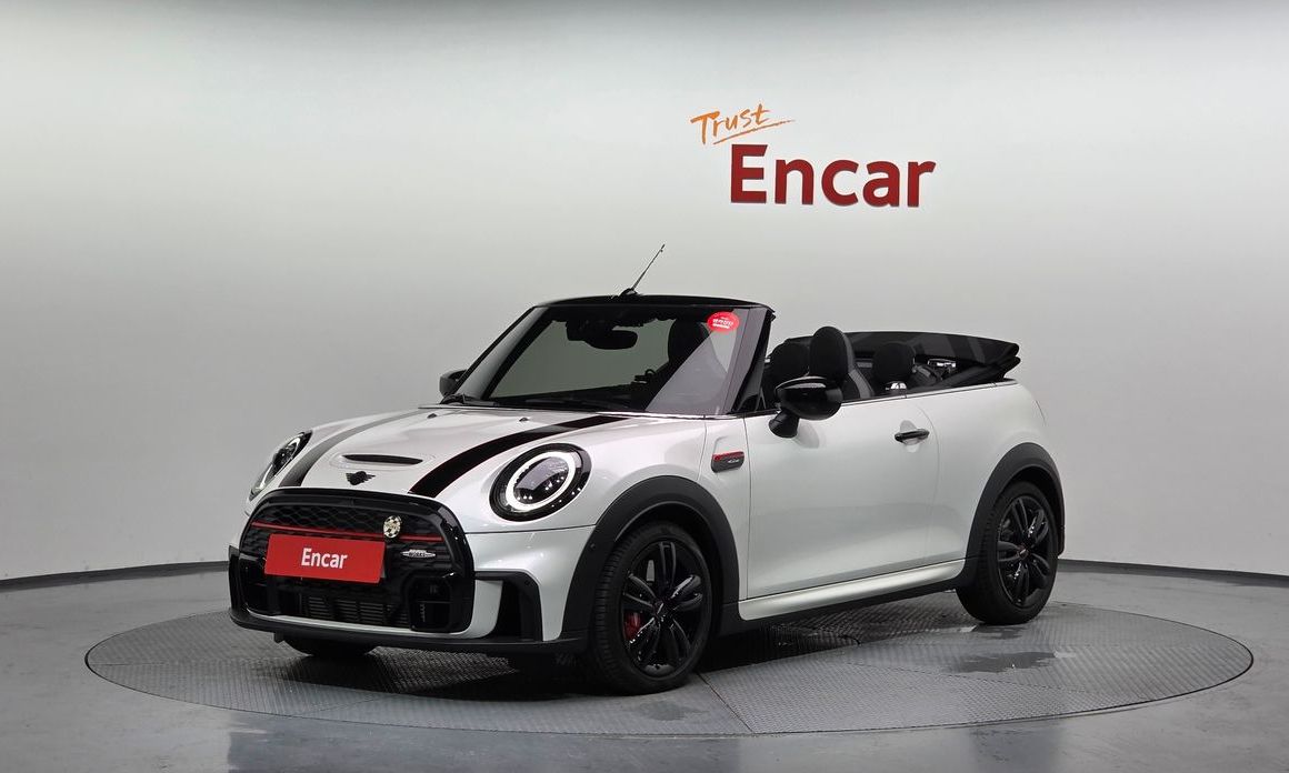 Mini Cooper Convertible 2024