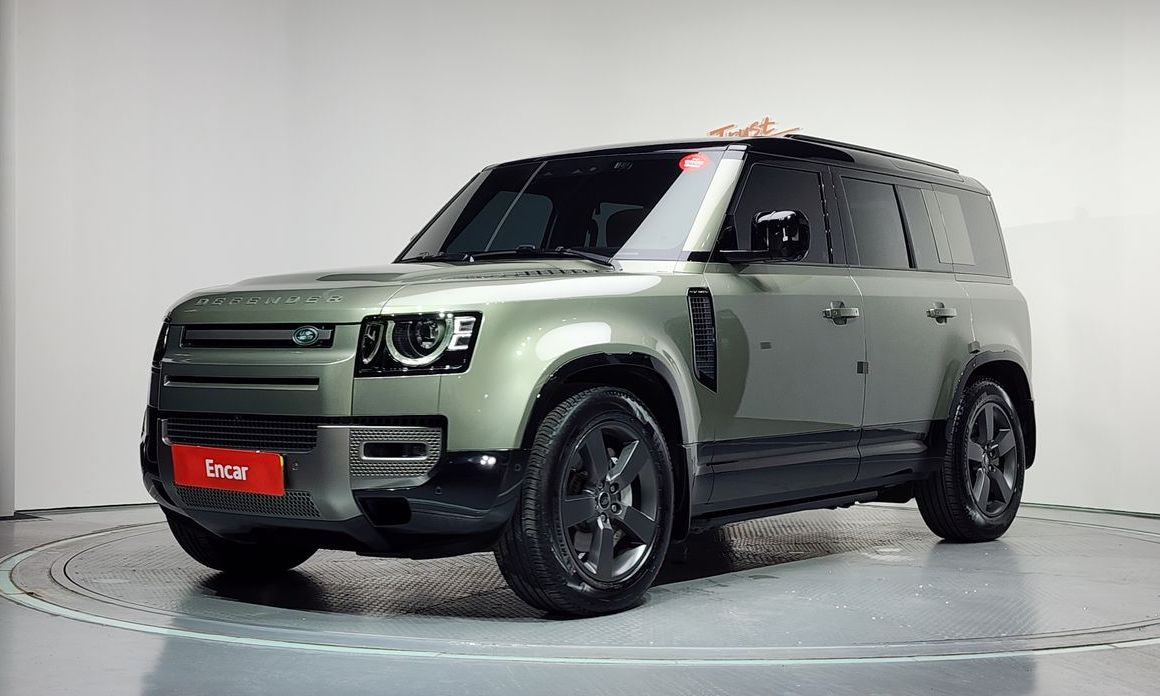 Land Rover Defender 2025