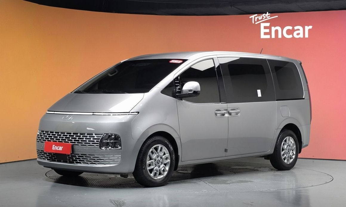 Hyundai Staria 2025