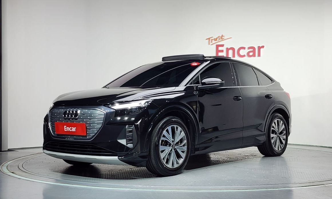 Audi Q4 e-tron 2023