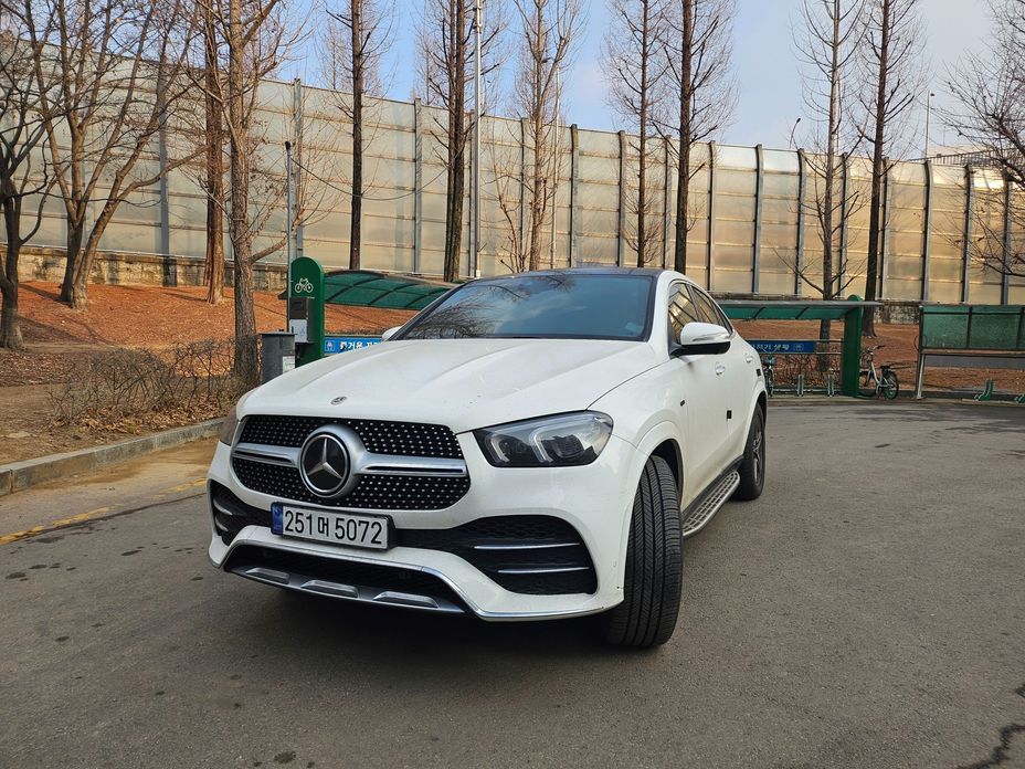 Mercedes-Benz GLE-Class 2021