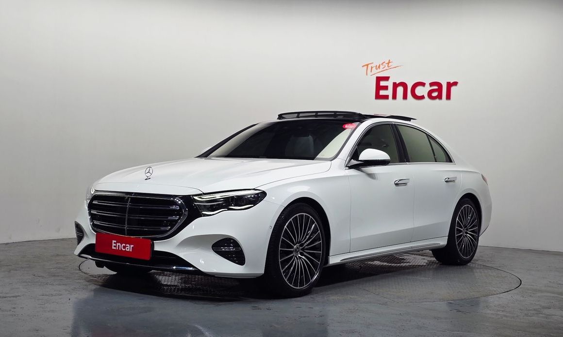 Mercedes-Benz E-Class 2025