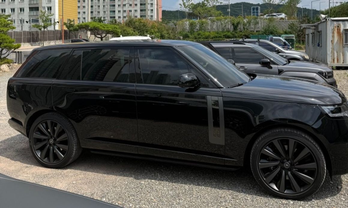 Land Rover Range Rover 2024