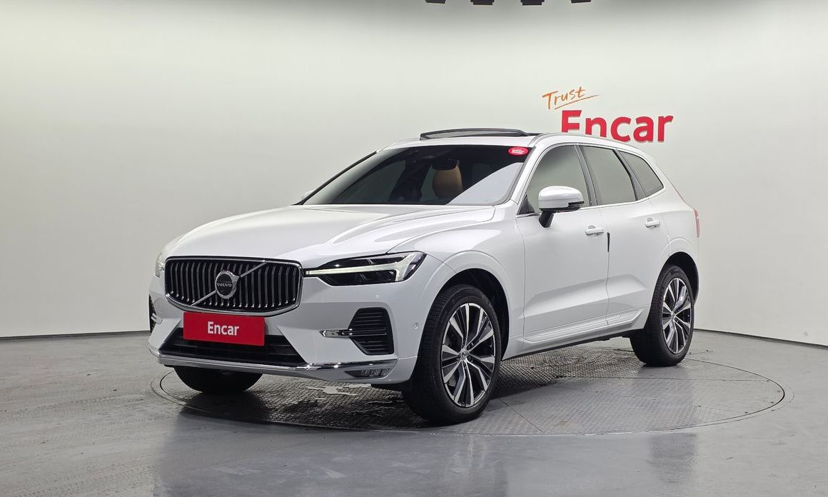 Volvo XC60 2022