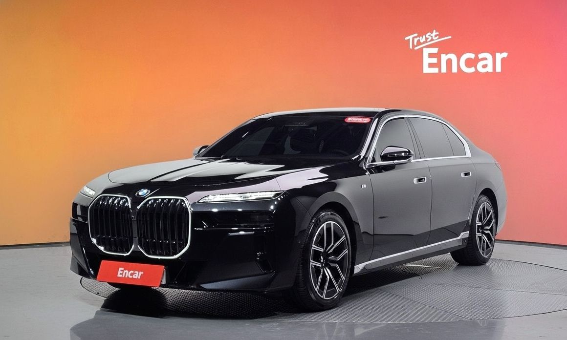 BMW 7-Series 2023