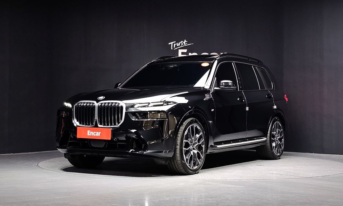 BMW X7 2025