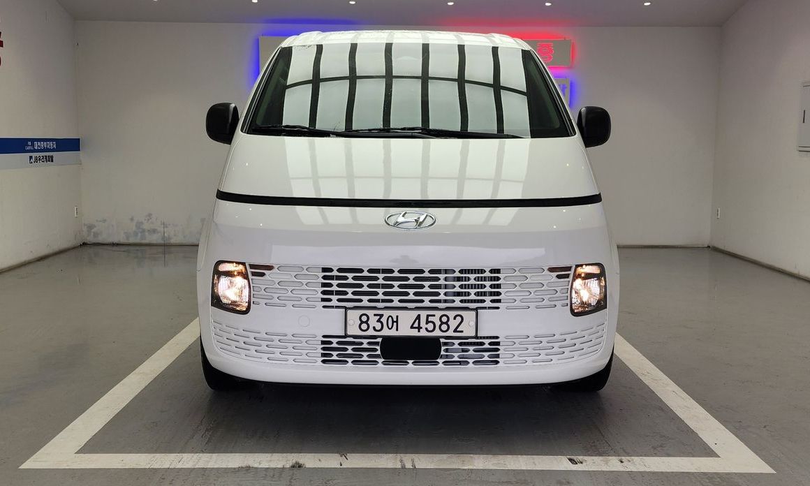 Hyundai Staria 2022
