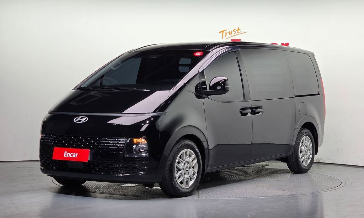 Hyundai Staria 2025