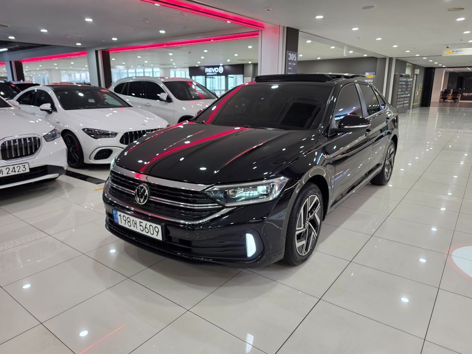 Volkswagen Jetta 2023