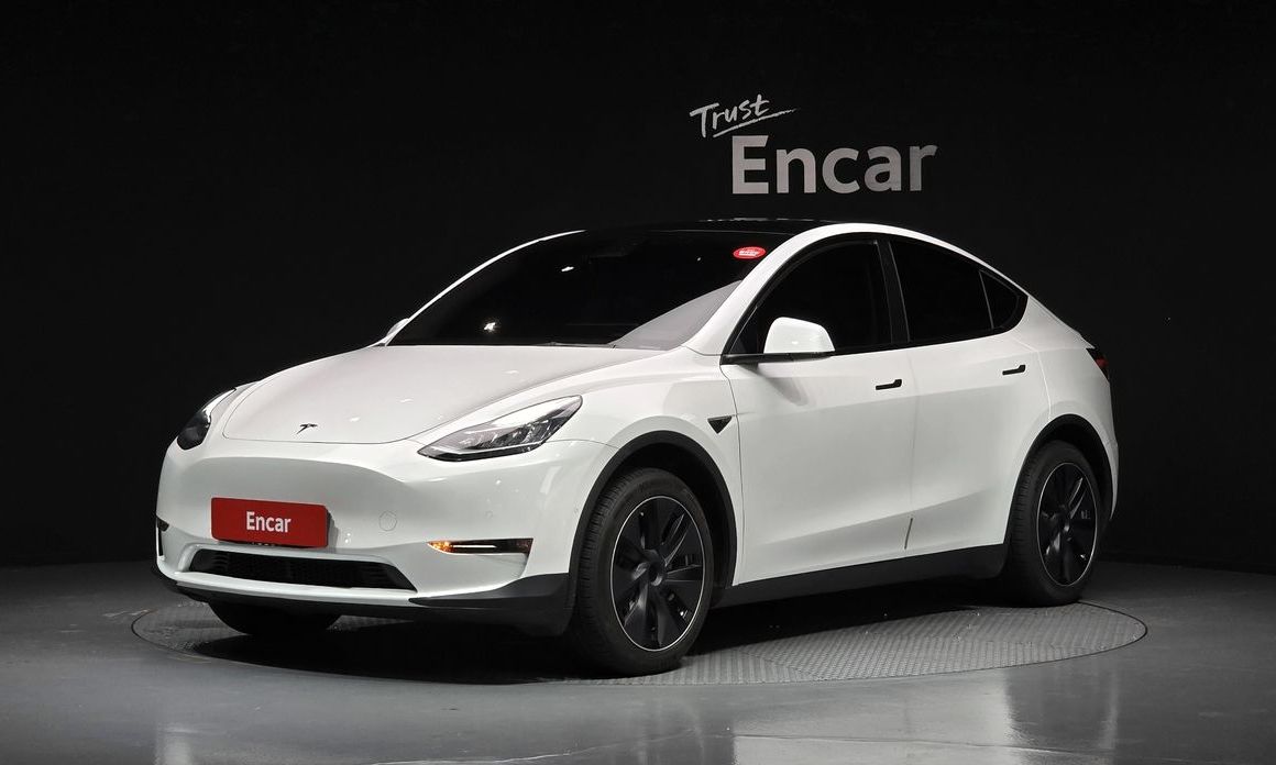 Tesla Model Y 2021