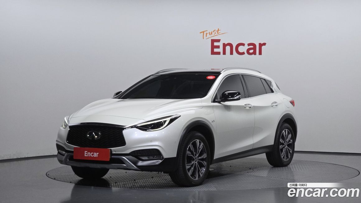 Infiniti QX30 2019