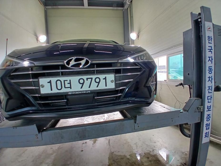 Hyundai AVANTE 2020