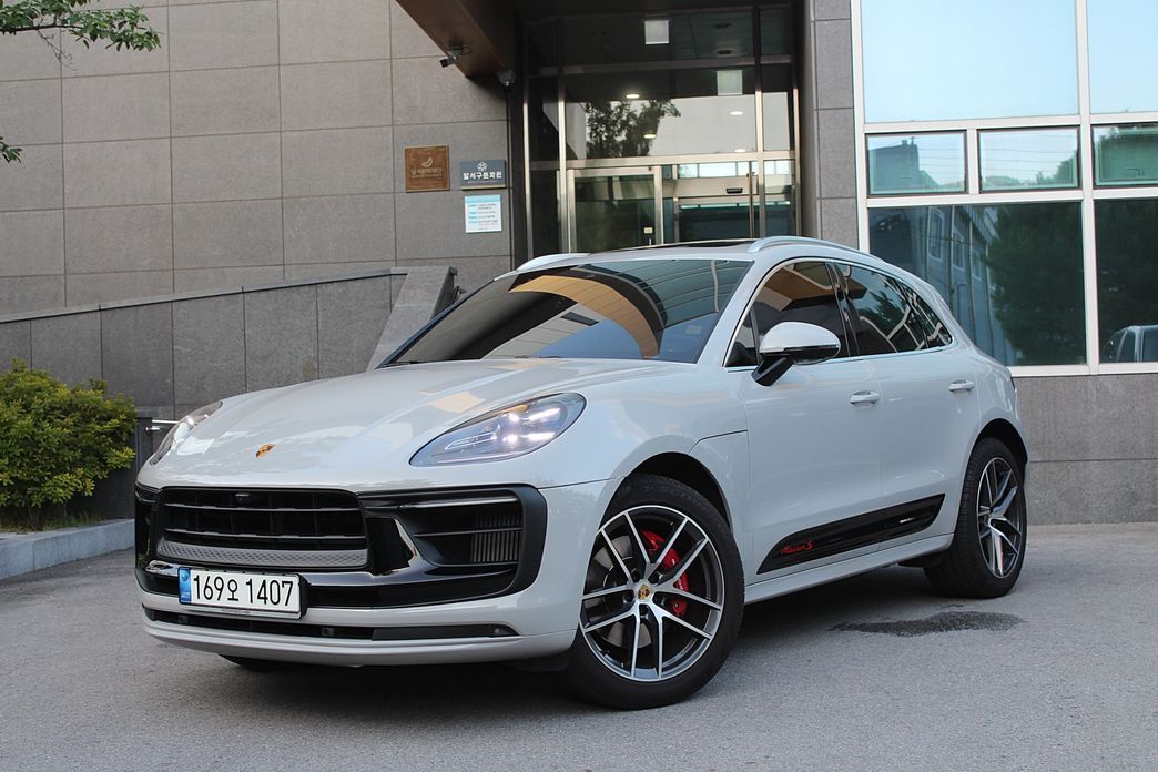 Porsche Macan 2022
