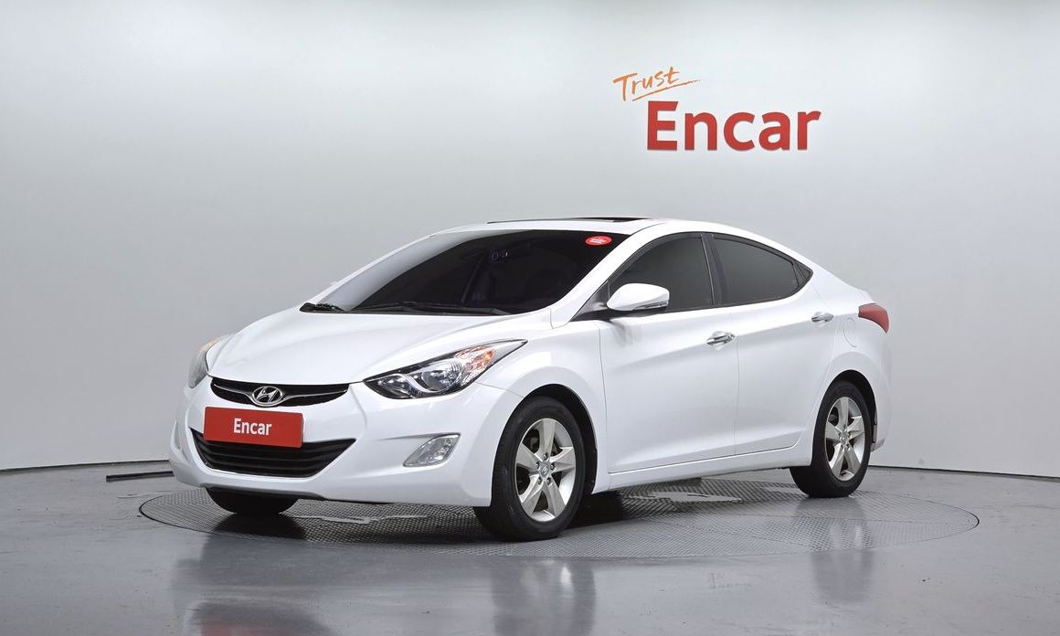 Hyundai AVANTE 2012
