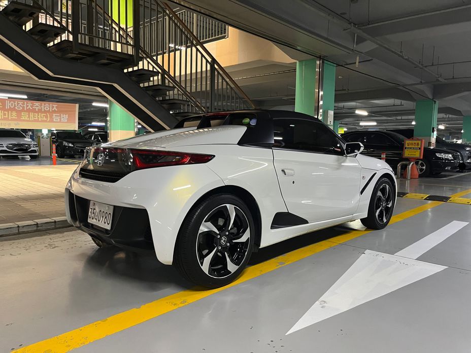 Honda S660 2016