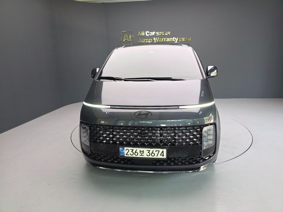 Hyundai Staria 2025