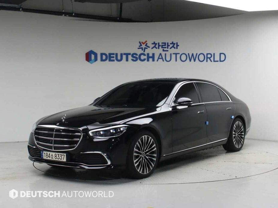 Mercedes-Benz S-Class 2023