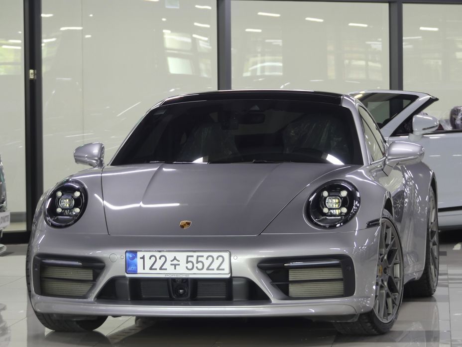 Porsche 911 2024